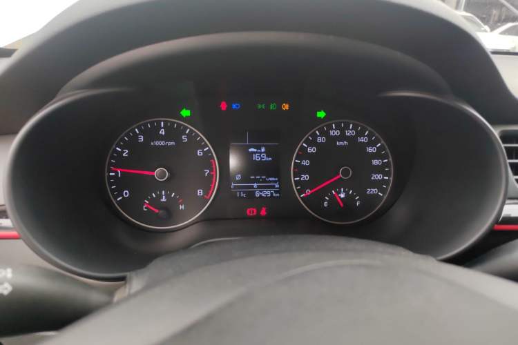 Used Kia KX Cross 2017 1.4L MT GLS Instrument Cluster
