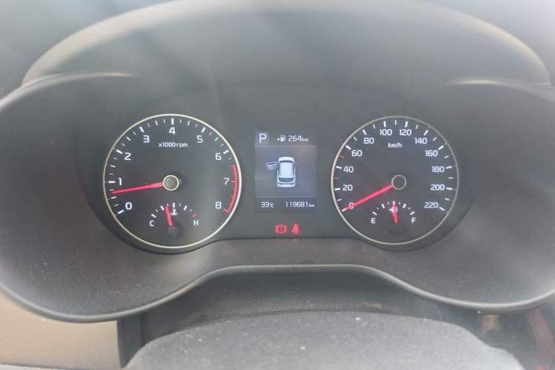 Used Kia KX Cross 2017 1.4L AT GLS Instrument Cluster