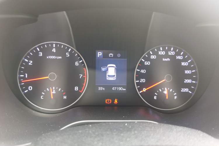 Used Kia KX Cross 2017 1.4L AT GLS Instrument Cluster