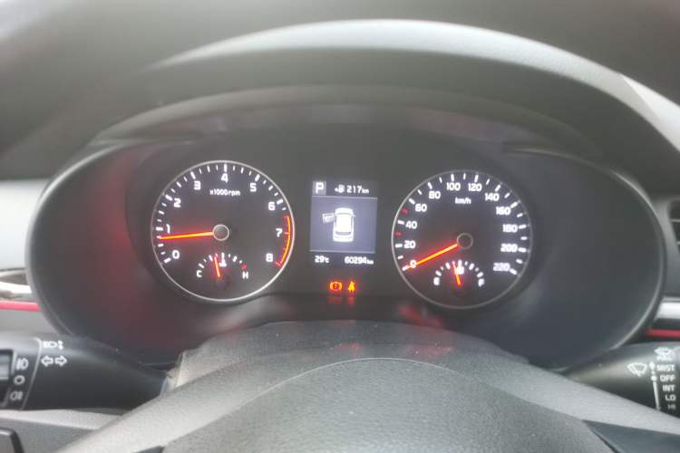 Used Kia KX Cross 2017 1.4L AT GLS Instrument Cluster