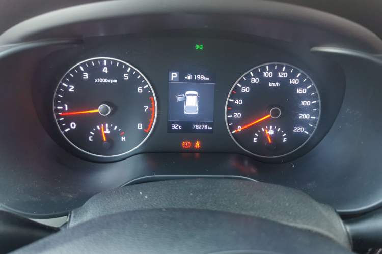 Used Kia KX Cross 2017 1.4L AT GLS Instrument Cluster
