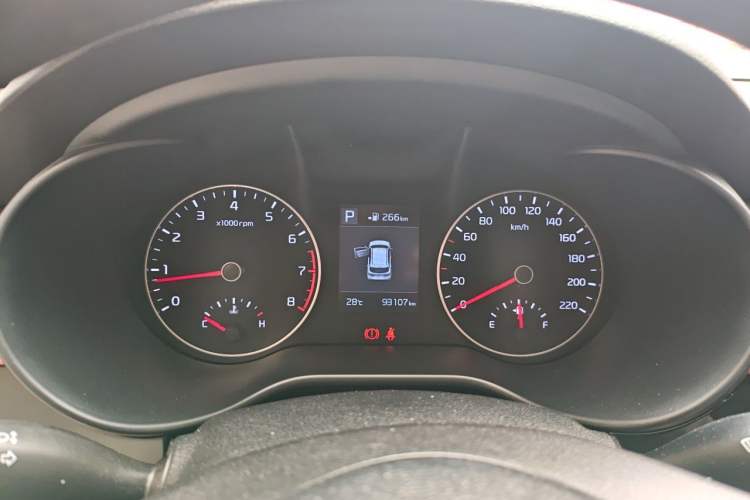 Used Kia KX Cross 2017 1.4L AT GLS Instrument Cluster