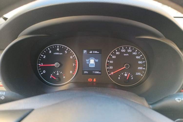 Used Kia KX Cross 2017 1.4L AT GLS Instrument Cluster