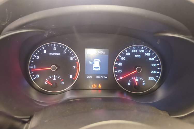 Used Kia KX Cross 2017 1.4L AT GLS Instrument Cluster