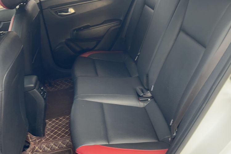 Used Kia KX Cross 2017 1.4L AT GLS Interior 1