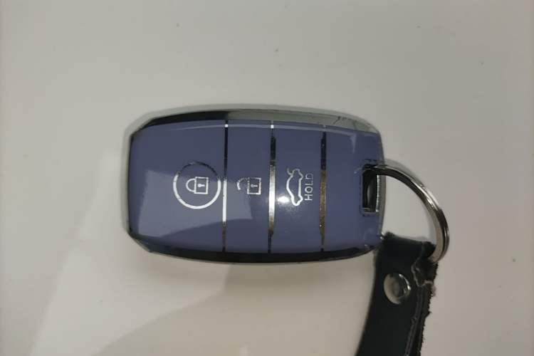 Used Kia KX Cross 2017 1.4L AT GLS Interior 1
