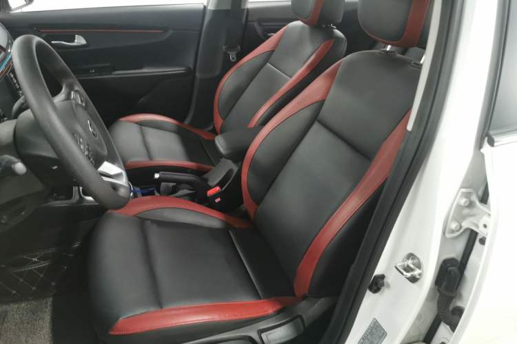 Used Kia KX Cross 2017 1.4L AT GLS Left Front Seat