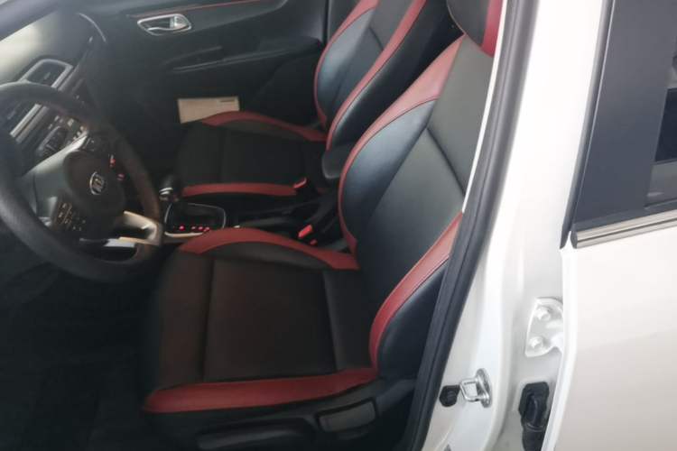 Used Kia KX Cross 2017 1.4L AT GLS Left Front Seat