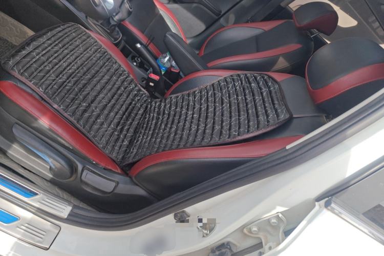 Used Kia KX Cross 2017 1.4L MT GLS Left Front Seat