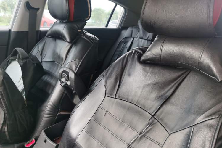 Used Kia KX Cross 2017 1.4L AT GLS Left Front Seat
