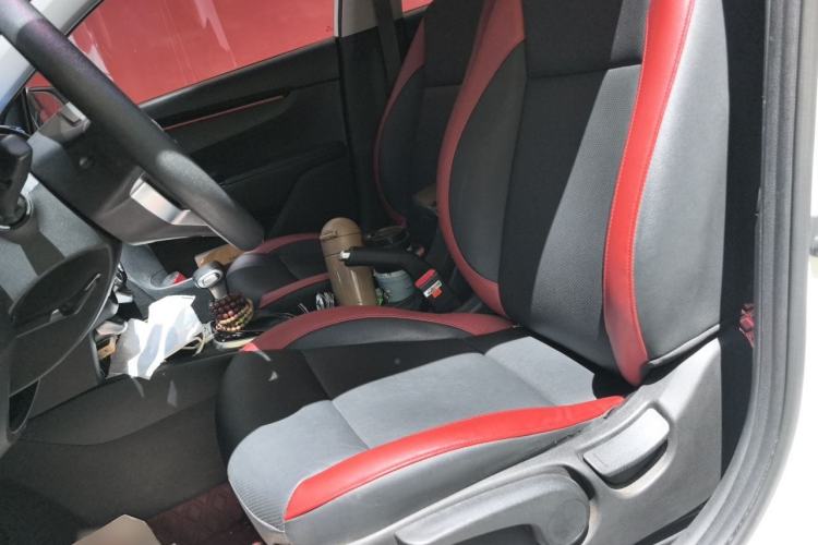 Used Kia KX Cross 2017 1.4L AT GLS Left Front Seat
