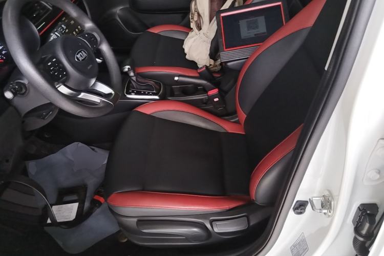 Used Kia KX Cross 2017 1.4L AT GLS Left Front Seat
