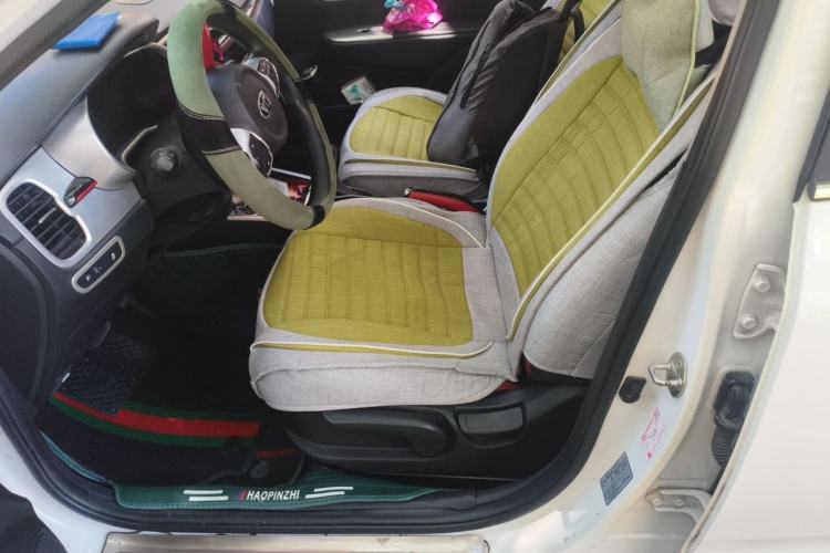 Used Kia KX Cross 2017 1.4L AT GLS Left Front Seat