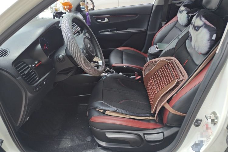 Used Kia KX Cross 2017 1.4L AT GLS Left Front Seat