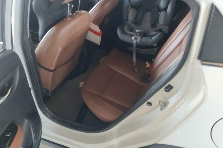 Used Kia KX Cross 2017 1.4L AT GLS Left Rear Seat