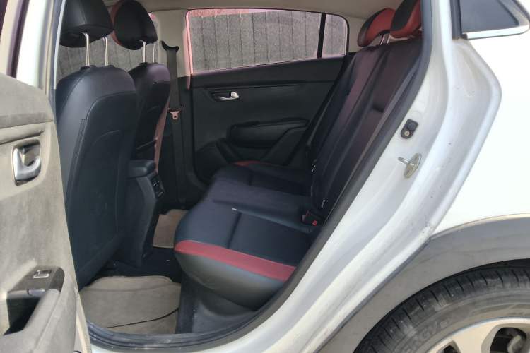 Used Kia KX Cross 2017 1.4L AT GLS Left Rear Seat