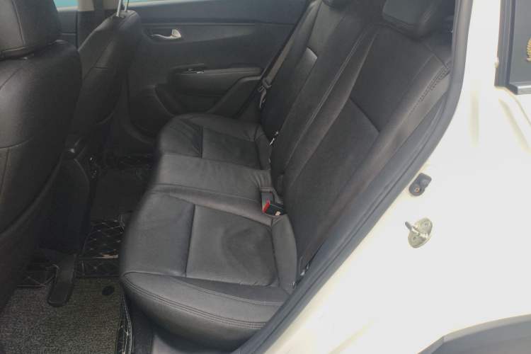 Used Kia KX Cross 2017 1.4L AT GLS Left Rear Seat