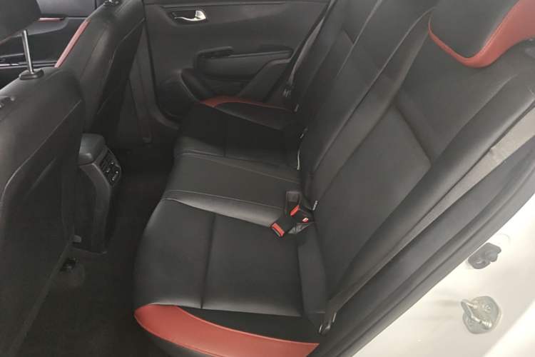 Used Kia KX Cross 2017 1.4L AT GLS Left Rear Seat