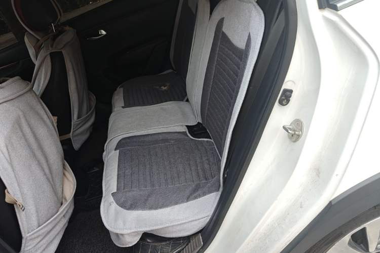 Used Kia KX Cross 2017 1.4L MT GLS Left Rear Seat