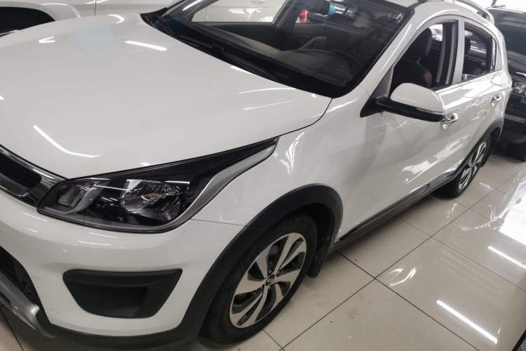 Used Kia KX Cross 2017 1.4L AT GLS Left Side