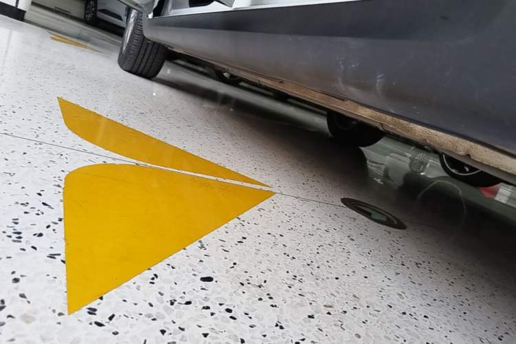 Used Kia KX Cross 2017 1.4L AT GLS Left Side Sill