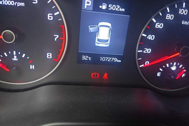 Used Kia KX Cross 2017 1.4L AT GLS Odometer Close Up