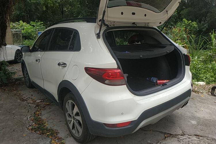 Used Kia KX Cross 2017 1.4L AT GLS Rear Left 45 Deg