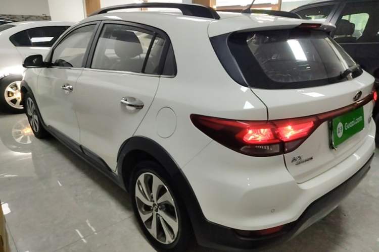 Used Kia KX Cross 2017 1.4L AT GLS Rear Left 45 Deg