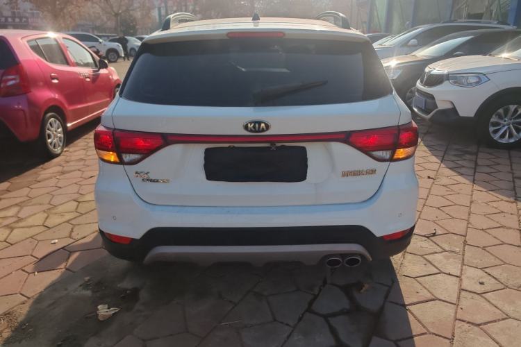 Used Kia KX Cross 2017 1.4L MT GLS Rear
