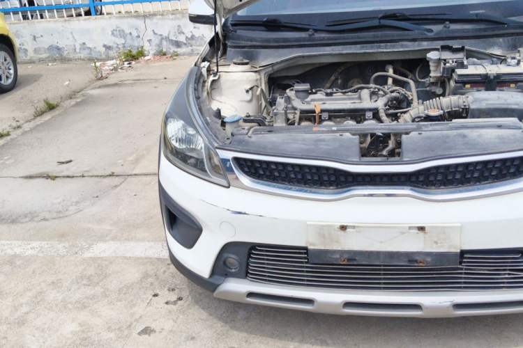 Used Kia KX Cross 2017 1.4L AT GLS Right Front Headlight