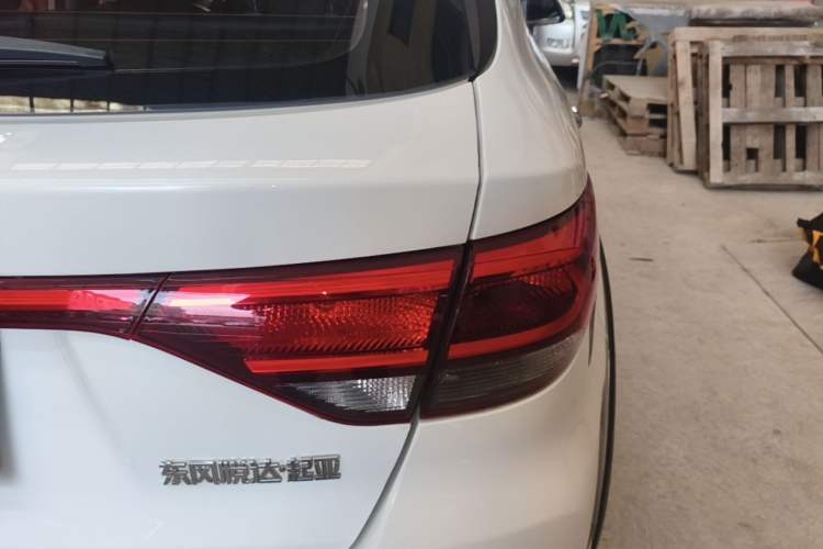 Used Kia KX Cross 2017 1.4L AT GLS Right Rear Taillight