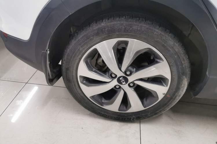Used Kia KX Cross 2017 1.4L AT GLS Right Rear Wheel Hub