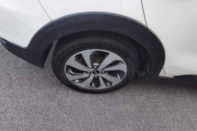 Used Kia KX Cross 2017 1.4L AT GLS Right Rear Wheel Hub