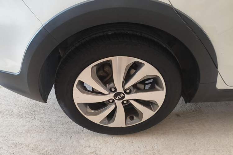 Used Kia KX Cross 2017 1.4L AT GLS Right Rear Wheel Hub