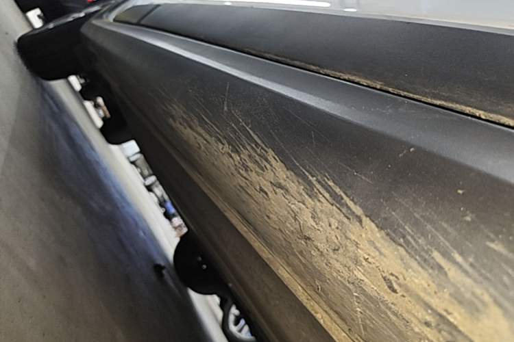 Used Kia KX Cross 2017 1.4L AT GLS Right Side Sill