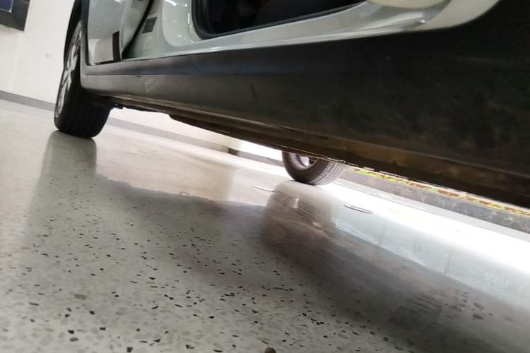 Used Kia KX Cross 2017 1.4L AT GLS Right Side Sill