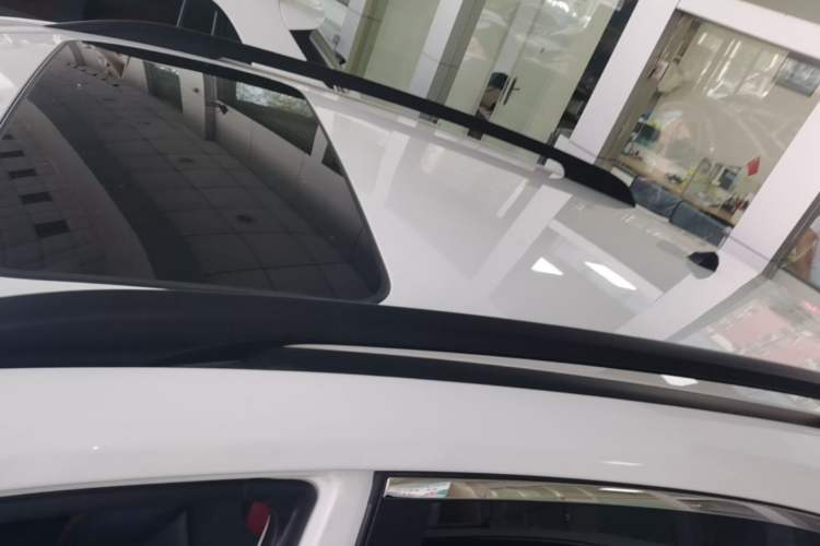 Used Kia KX Cross 2017 1.4L AT GLS Roof