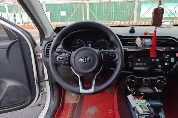 Used Kia KX Cross 2017 1.4L AT GLS Steering Wheel