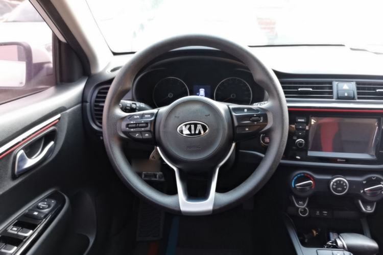 Used Kia KX Cross 2017 1.4L AT GLS Steering Wheel