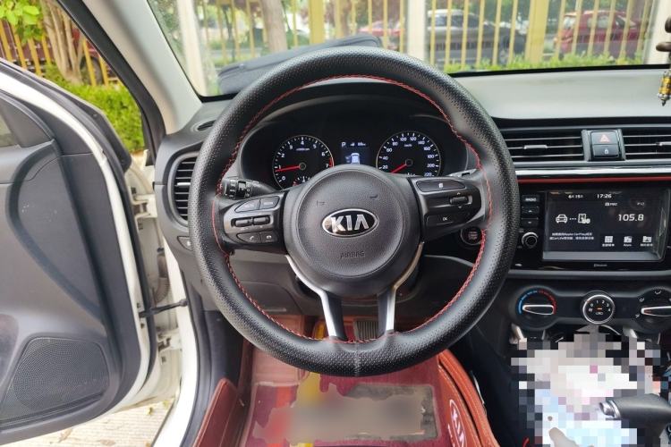 Used Kia KX Cross 2017 1.4L AT GLS Steering Wheel