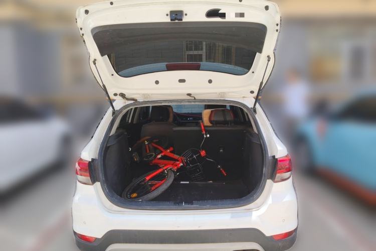Used Kia KX Cross 2017 1.4L AT GLS Trunk