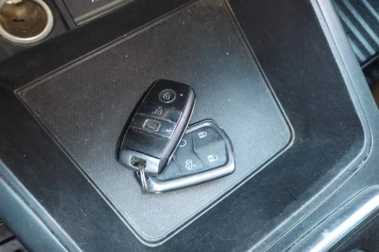 Used Kia KX Cross 2017 1.4L AT GLS Vehicle Key
