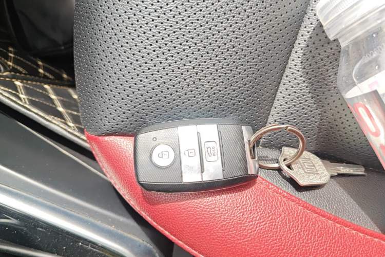 Used Kia KX Cross 2017 1.4L AT GLS Vehicle Key