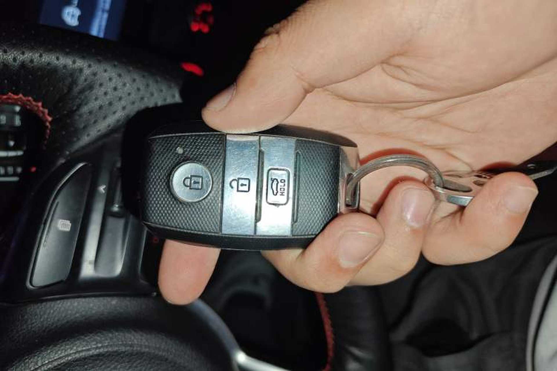 Used Kia KX Cross 2017 1.4L AT GLS Vehicle Key