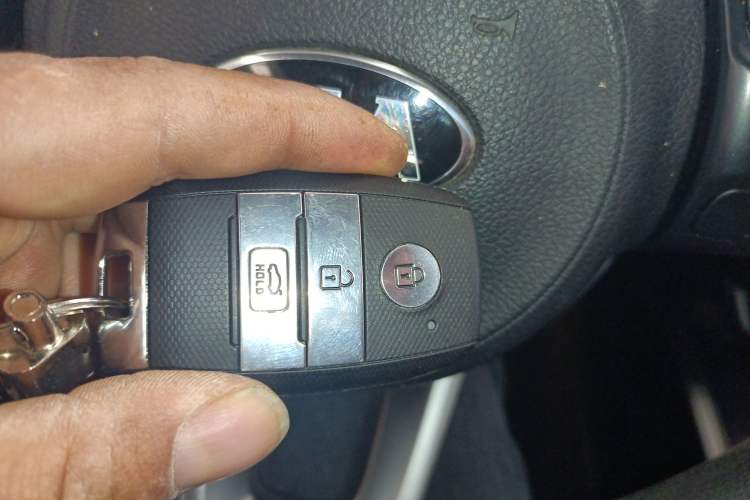Used Kia KX Cross 2017 1.4L AT GLS Vehicle Key