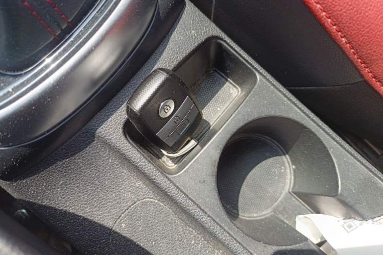 Used Kia KX Cross 2017 1.4L AT GLS Vehicle Key