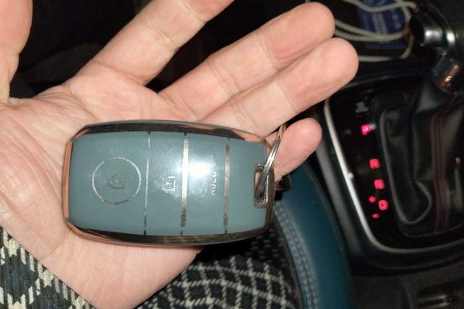 Used Kia KX Cross 2017 1.4L AT GLS Vehicle Key