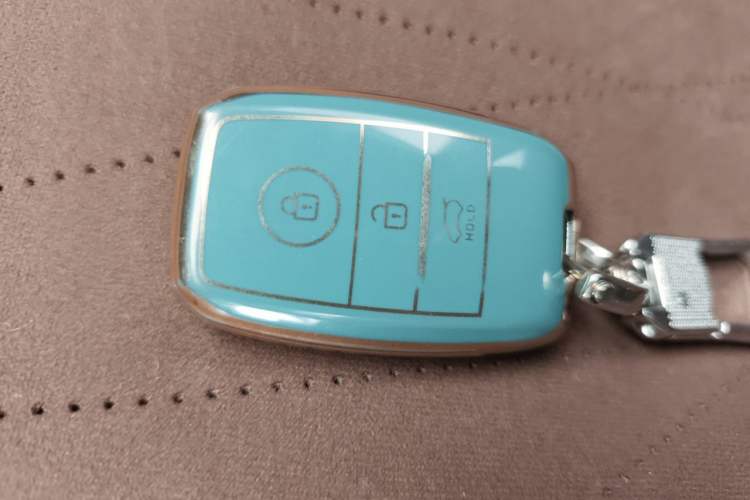 Used Kia KX Cross 2017 1.4L AT GLS Vehicle Key
