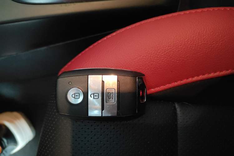 Used Kia KX Cross 2017 1.4L AT GLS Vehicle Key