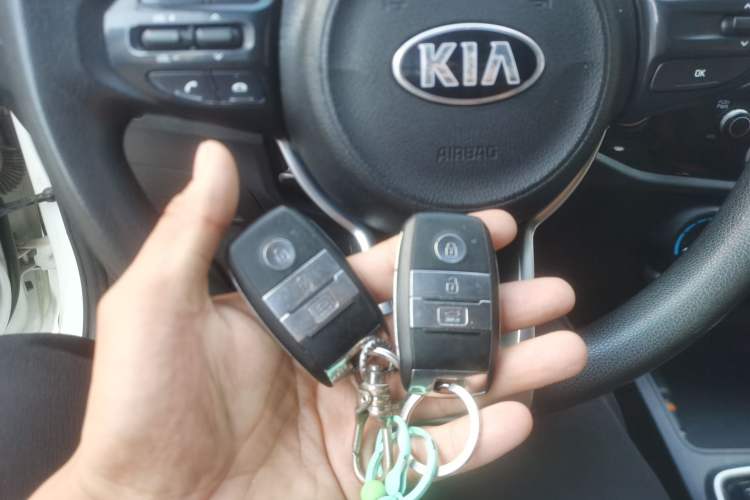 Used Kia KX Cross 2017 1.4L AT GLS Vehicle Key